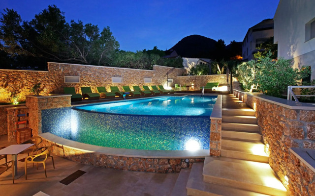 Boutique Hotel Bol