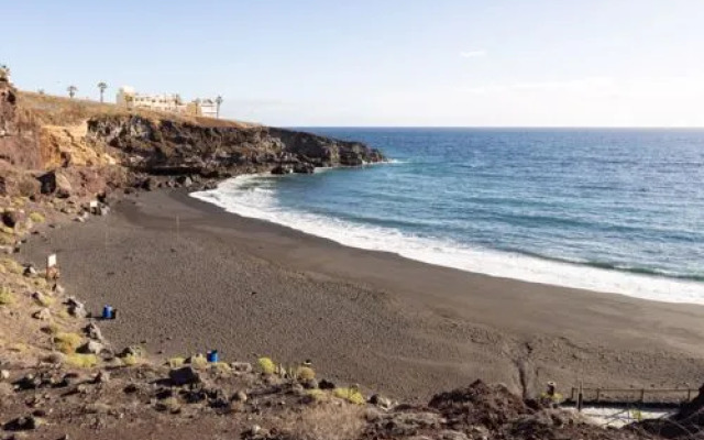 Sunny House El Roque