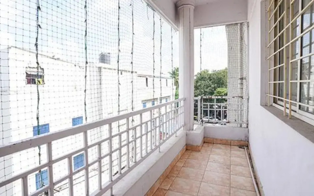 Fabhotel The Kings Suites