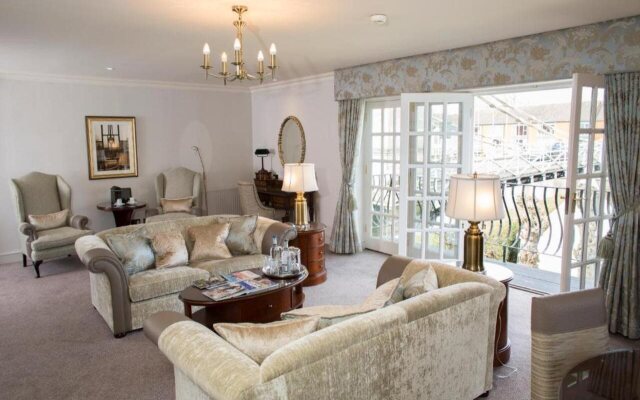 Macdonald Compleat Angler