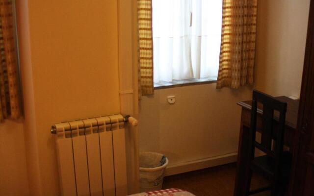 Duas Nacoes Guest House
