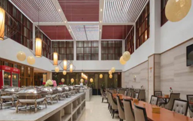 Auden  International  Hotel