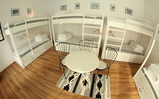 Sisters Lodge Hostel