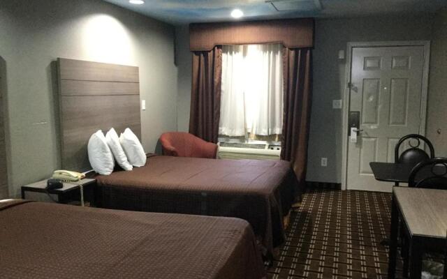 Luxury Inn and Suites Seaworld Lackland