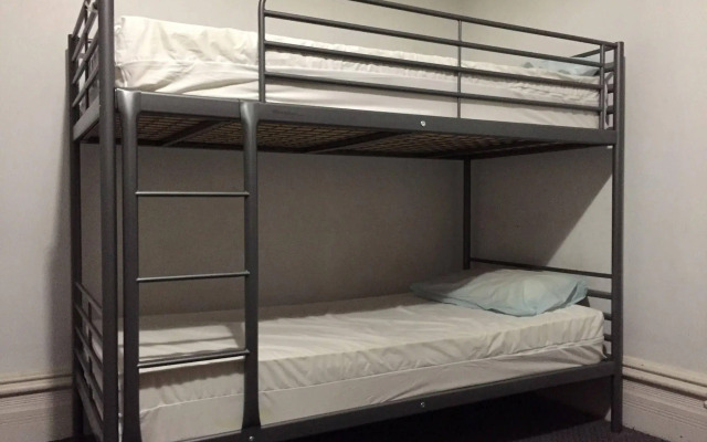 Hay Street Traveller's Inn