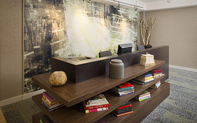 Courtyard by Marriott West Palm Beach Airport