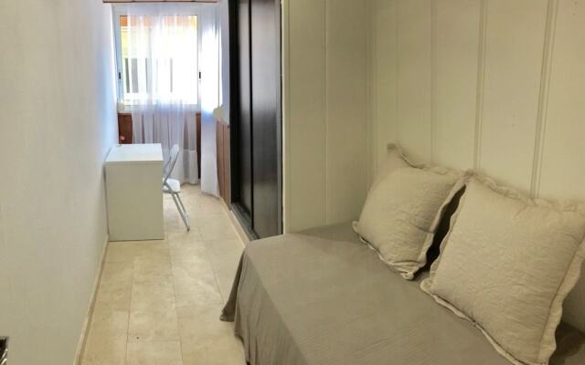 Poniente Beach Promenade Apartment