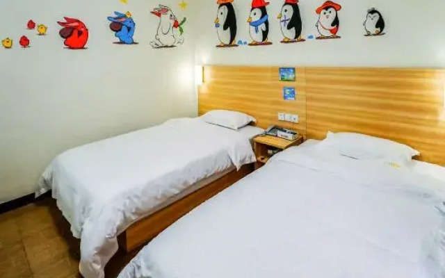 Wanjin Convenience Hotel (Beihai Qiaogang Fengqing Street)