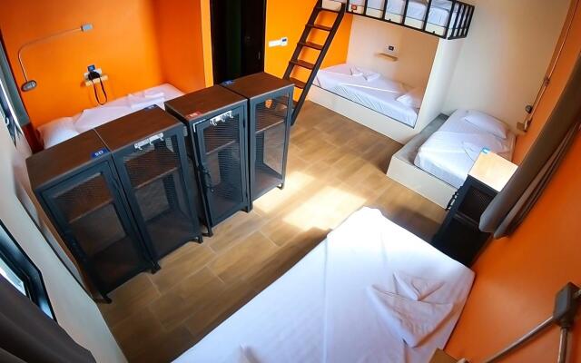 Khunsuek Muay Thai Hostel
