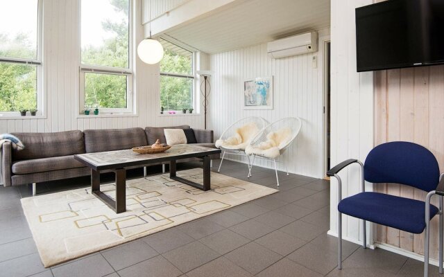 Quaint Holiday Home in Fanø With Whirlpool