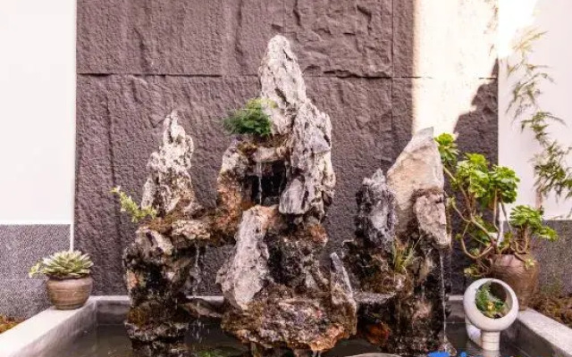 Lijiang Yihe Light Luxury Homestay (Lijiang Ancient City South Branch)