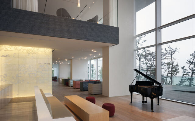 SEAMARQ Hotel