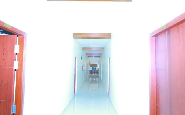 Azhagu Beach Resort