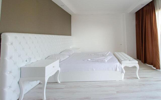 Beverly hills kuşadası