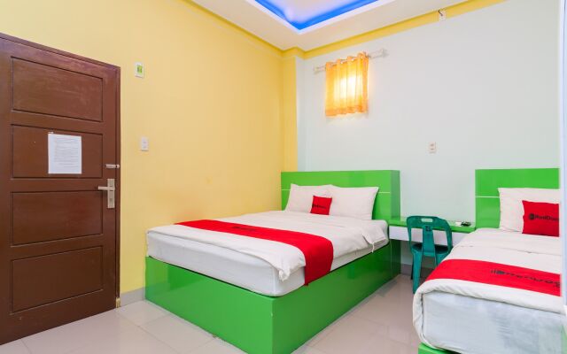 RedDoorz Syariah @ Dinda Residence