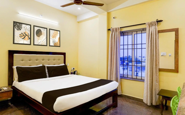Itsy Hotels Prakasam Residency