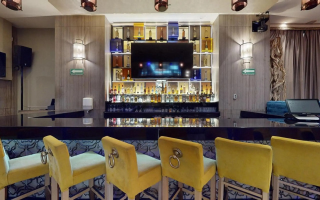 Marquis Sky Suites