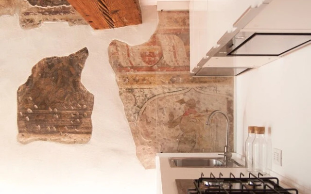 Verona For Rent Affresco