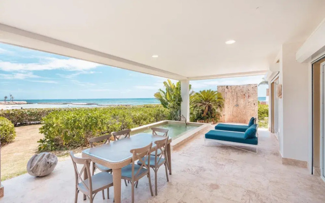 Apt w 2br-beachfront Private Pool in Sotogrande