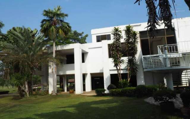 Sawang Resort Golf Club and Hotel