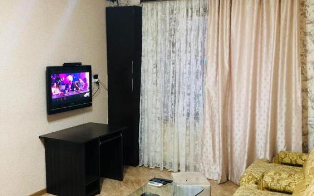 Apartment in Zakyan Street