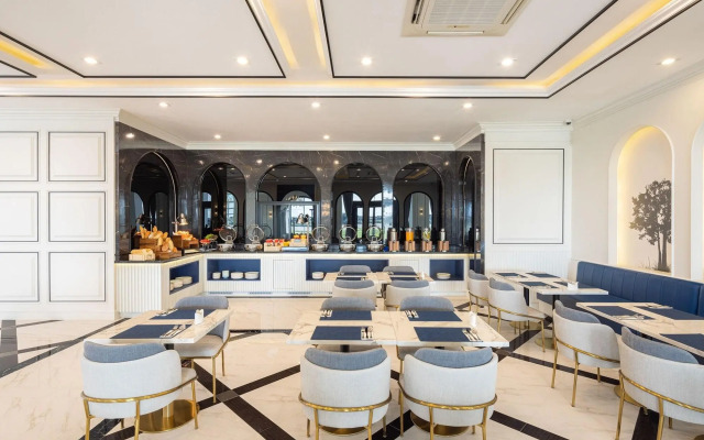 Eastin Hotel Vientiane