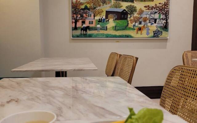 Hound Hotel Gijang-osiria