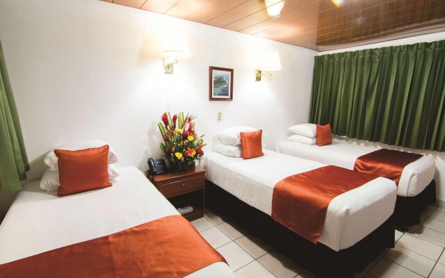 Best Western Las Mercedes Airport