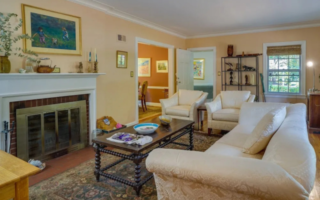 Spacious Durham Apartment Near Downtown
