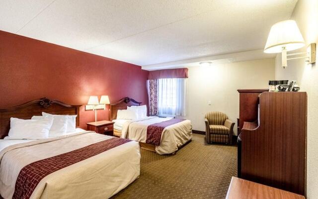 Red Roof Inn & Suites Terre Haute