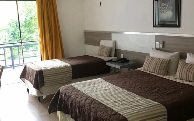 Ytacaranha Hotel de Serra