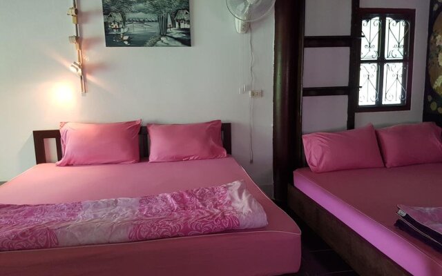 Ban Sabai Sabai - Kanchanaburi Guest House