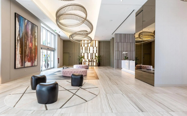 HYDE Beach House Resort Rental