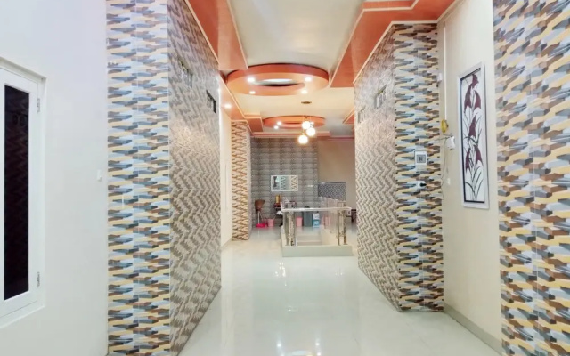 Urbanview Hotel Rifal Home Tegal