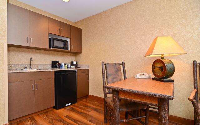 Best Western Plus Kelly Inn & Suites