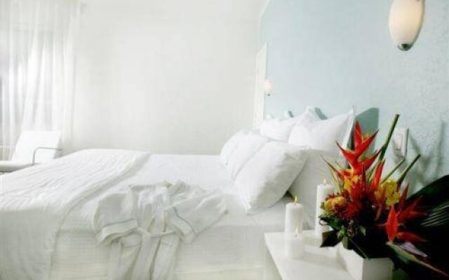 The Carlton South Beach Hotel