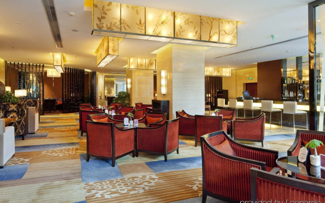 Hangzhou Haiwaihai Crown Hotel