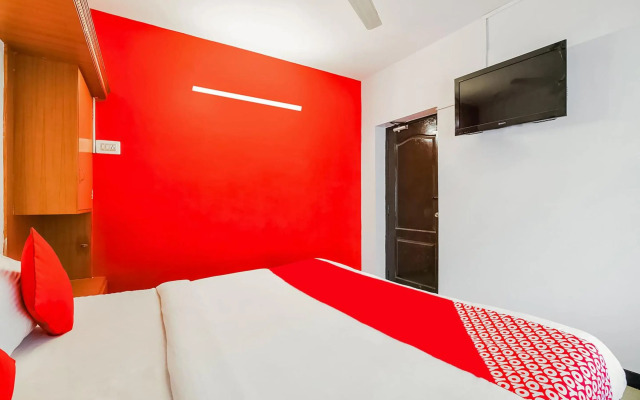 Flagship 74267 Hotel Maruthi Gandhi Park