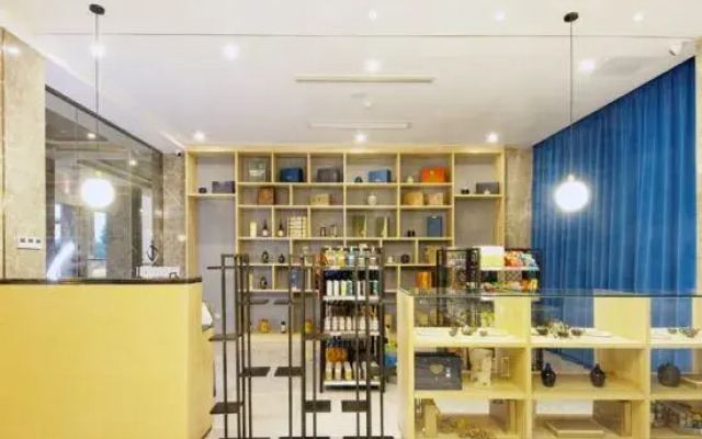 GEM Hotel