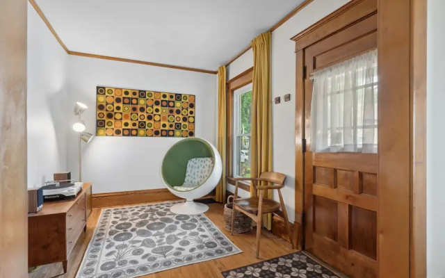 Retro Haus