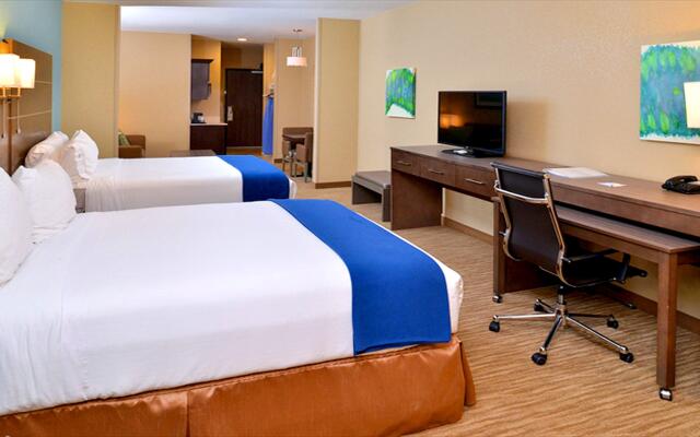 Holiday Inn Express Hotel & Suites Schulenburg by IHG