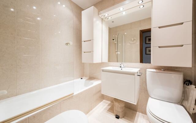 Reina Sofía City Center