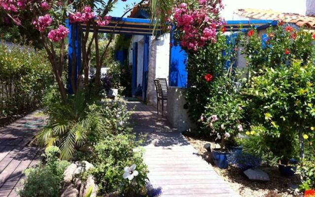La Maison Bleue
