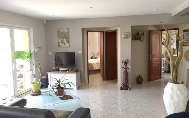 Villa With 3 Bedrooms in Sainte-maure-de-peyriac, With Private Pool, E