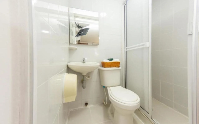 Hotel Ayenda Casa Cano 1805