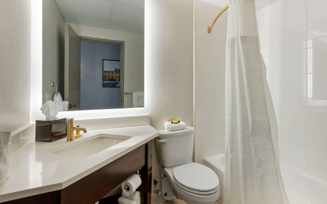 Best Western Plus The Charles Hotel
