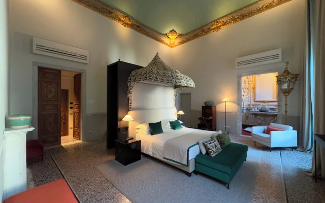 Palazzo Durazzo Suites
