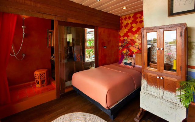 Loy La Long Hotel (SHA Extra Plus)