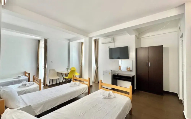 Hotel Lobo