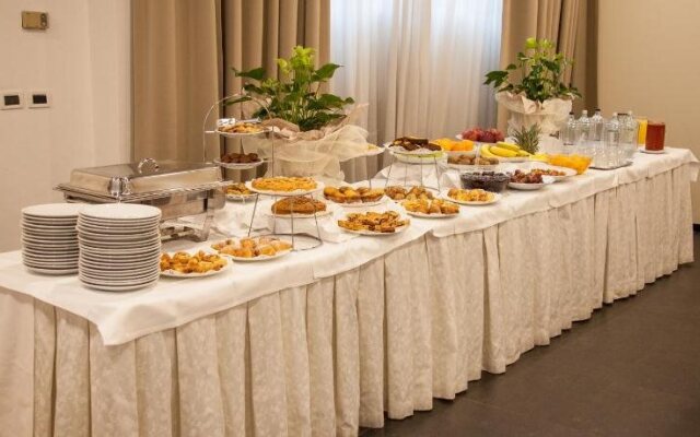 Hotel Orly